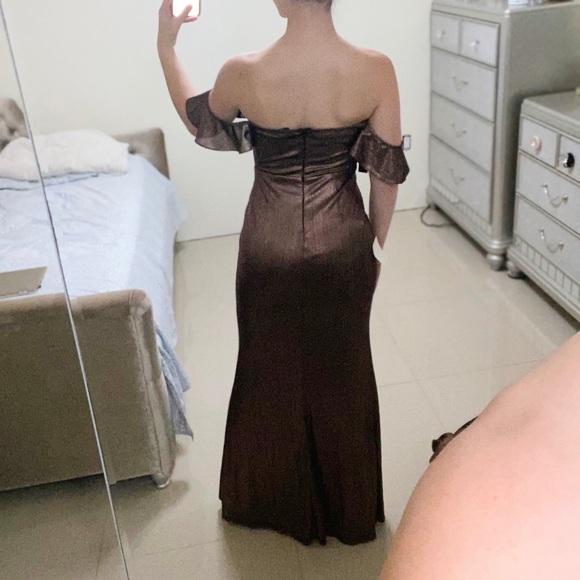 Lulus Maxi Metallic - Picture 3 of 7